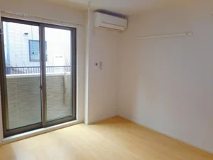 名古屋音楽大学周辺のマンスリーマンション・ウィークリーマンション「Ｌｉｓ　ｂｌａｎｃ（リ・ブラン 102・洋室(No.1227768)」メイン画像