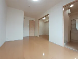 のマンスリーマンション・ウィークリーマンション「アマルフィ３６ 103・洋室(No.1227856)」メイン画像