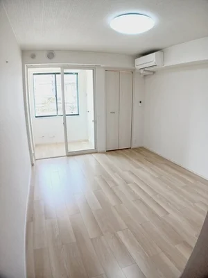 のマンスリーマンション・ウィークリーマンション「シエロガーデン高知 103・洋室(No.1227998)」メイン画像