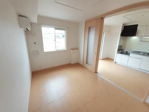 長崎県の大東建託リーシング株式会社のマンスリーマンション・ウィークリーマンション「リバーサイドハウス参番館 104・洋室(No.1228072)」メイン画像