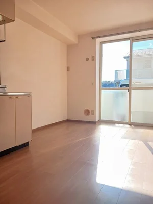 岡山県のマンスリーマンション・ウィークリーマンション「ガーデンタツミＡ 102・洋室(No.1228135)」メイン画像