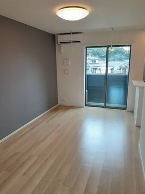 のマンスリーマンション・ウィークリーマンション「サンシャイン　スズ 202・洋室(No.1228185)」メイン画像