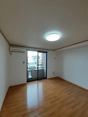 のマンスリーマンション・ウィークリーマンション「メゾンラフィネＡ 102・洋室(No.1228216)」メイン画像