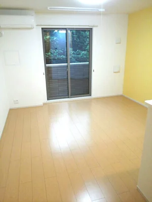 のマンスリーマンション・ウィークリーマンション「ノーブル　レジデンス 102・洋室(No.1228346)」メイン画像