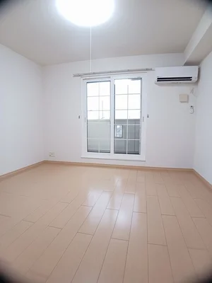 香川県のマンスリーマンション・ウィークリーマンション「ヴェルフィオーレ 201・洋室(No.1228465)」メイン画像