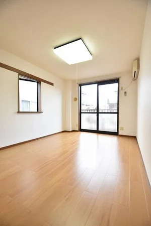 のマンスリーマンション・ウィークリーマンション「グランシャリオⅠ 101・洋室(No.1228606)」メイン画像