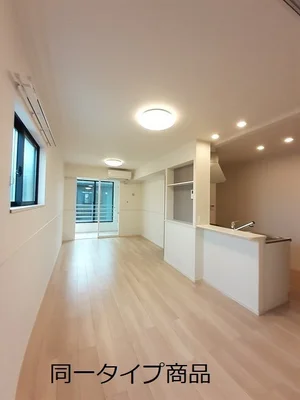 のマンスリーマンション・ウィークリーマンション「ピアニッシモⅠ 204・洋室(No.1228643)」メイン画像