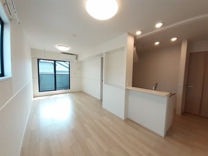 のマンスリーマンション・ウィークリーマンション「カルムアンジュ 204・洋室(No.1228786)」メイン画像
