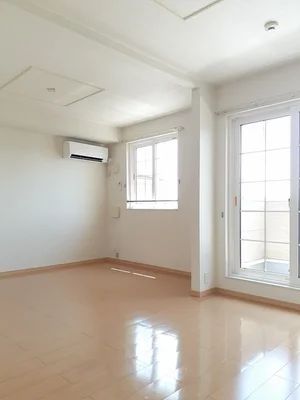 のマンスリーマンション・ウィークリーマンション「プルメリアＹ 202・洋室(No.1229055)」メイン画像