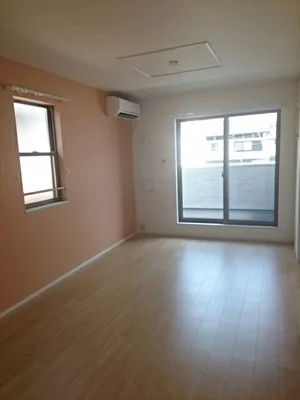 四日市市のマンスリーマンション・ウィークリーマンション「ラ・フレーズ塩浜Ⅱ 203・洋室(No.1229086)」メイン画像