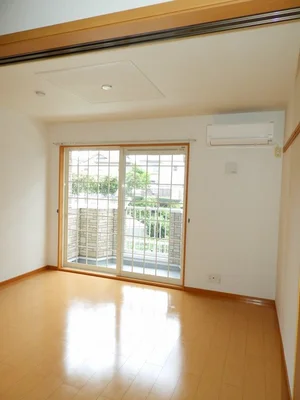 広島市佐伯区のマンスリーマンション・ウィークリーマンション「サン　フィオーレ 102・洋室(No.1229205)」メイン画像