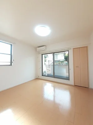 のマンスリーマンション・ウィークリーマンション「サンライズ　ウエスト 201・洋室(No.1229207)」メイン画像