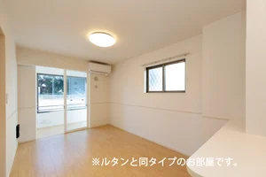 のマンスリーマンション・ウィークリーマンション「シュシュメゾンぴあのアンジュＢ 101・洋室(No.1229294)」メイン画像