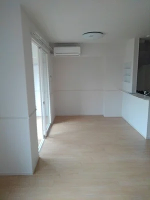 のマンスリーマンション・ウィークリーマンション「エムツートリアードⅢ 102・洋室(No.1229438)」メイン画像