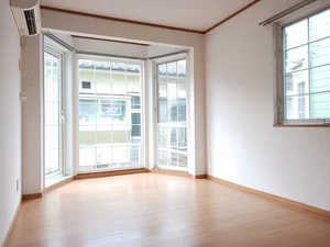 坂之上駅（鹿児島県）のマンスリーマンション・ウィークリーマンション「グリ－ンゴ－バル宮内Ｂ 103・洋室(No.1229462)」メイン画像