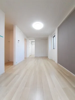 のマンスリーマンション・ウィークリーマンション「エレガンス田名Ａ 102・洋室(No.1229828)」メイン画像