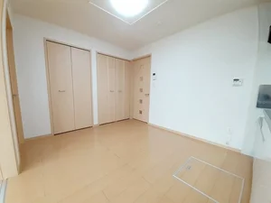 のマンスリーマンション・ウィークリーマンション「コーポ鷲峰Ⅱ 101・洋室(No.1229987)」メイン画像