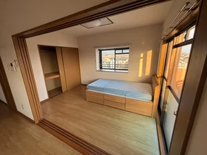 のマンスリーマンション・ウィークリーマンション「『竪堀駅まで徒歩４分』富士山広がる5階建て ４A号室・３LDK(No.1230024)」メイン画像