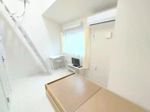 のマンスリーマンション・ウィークリーマンション「渋谷まで20分！家具家電付きアパートメント 202・家具家電付きアパート(No.1230045)」メイン画像