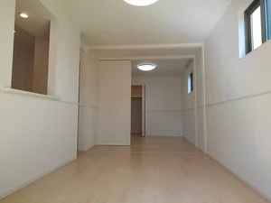 のマンスリーマンション・ウィークリーマンション「リアン　鳳 103・洋室(No.1230062)」メイン画像