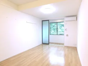 のマンスリーマンション・ウィークリーマンション「コリーヌ　Ｃ 202・洋室(No.1230211)」メイン画像