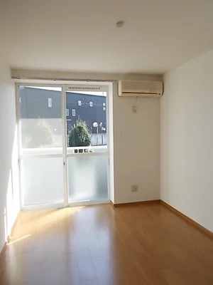 のマンスリーマンション・ウィークリーマンション「サンパティークおかもとＡ 103・洋室(No.1230236)」メイン画像