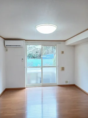 のマンスリーマンション・ウィークリーマンション「ペルレトゥルムＡ 103・洋室(No.1230305)」メイン画像