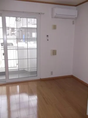 のマンスリーマンション・ウィークリーマンション「シーサイドレジデンス 102・洋室(No.1230457)」メイン画像