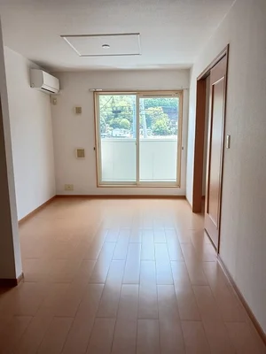 のマンスリーマンション・ウィークリーマンション「リバーサイド・国司 202・洋室(No.1230488)」メイン画像