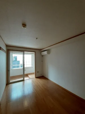 伯耆大山駅（鳥取県）のマンスリーマンション・ウィークリーマンション「カロータ　ロッソⅢ 101・洋室(No.1230654)」メイン画像