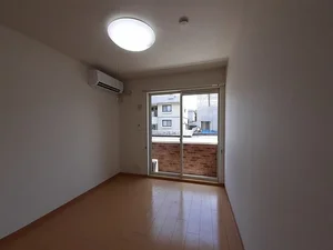 越前市のマンスリーマンション・ウィークリーマンション「バーミィ・アールⅡ 102・洋室(No.1230743)」メイン画像