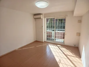 のマンスリーマンション・ウィークリーマンション「サンハイツ北六甲四番館 102・洋室(No.1230799)」メイン画像