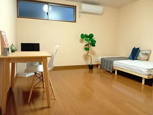 のマンスリーマンション・ウィークリーマンション「淡路島東浦ICから車７分🚙駐車場１台込！コンビニ隣✨スーパー目の前🛒Wifi無料👍マンション北の街 208(No.1230928)」メイン画像