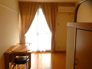 のマンスリーマンション・ウィークリーマンション「レオパレスリバーサイド天神 103(No.1230955)」メイン画像