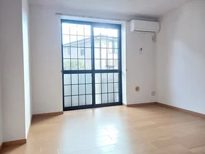 のマンスリーマンション・ウィークリーマンション「メゾンヒルズ・モトミヤ 102・洋室(No.1231101)」メイン画像