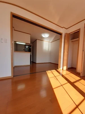 のマンスリーマンション・ウィークリーマンション「サンリット沢渡 105・洋室(No.1231244)」メイン画像