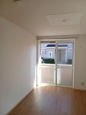 徳和駅（三重県）のマンスリーマンション・ウィークリーマンション「ニューセンチュリースクェアーＣ 103・洋室(No.1231297)」メイン画像