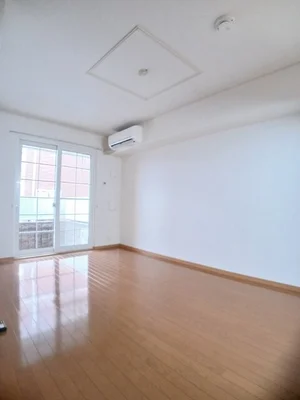 のマンスリーマンション・ウィークリーマンション「シャルパンティエⅡ 103・洋室(No.1231375)」メイン画像