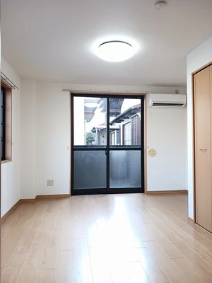 長府駅（山口県）のマンスリーマンション・ウィークリーマンション「パルテール・アイⅠ 101・洋室(No.1231411)」メイン画像