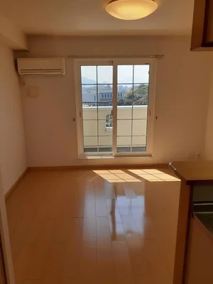 のマンスリーマンション・ウィークリーマンション「シャンドフルールⅢ 203・洋室(No.1231418)」メイン画像