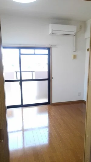 のマンスリーマンション・ウィークリーマンション「エアリーストリート 301・洋室(No.1231459)」メイン画像