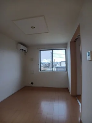 村上駅（新潟県）のマンスリーマンション・ウィークリーマンション「キャッスル　ビューⅠ 201・洋室(No.1231737)」メイン画像