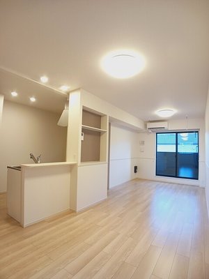 のマンスリーマンション・ウィークリーマンション「サニー　フォーリストＢ 202・洋室(No.1231739)」メイン画像