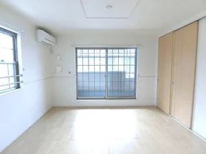 のマンスリーマンション・ウィークリーマンション「ルミエール　ドゥース 203・洋室(No.1231799)」メイン画像