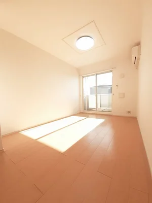 のマンスリーマンション・ウィークリーマンション「フィオーレ　Ｂ 102・洋室(No.1231808)」メイン画像