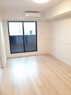 のマンスリーマンション・ウィークリーマンション「フェニーチェ　ミナ　Ⅲ 203・洋室(No.1231857)」メイン画像