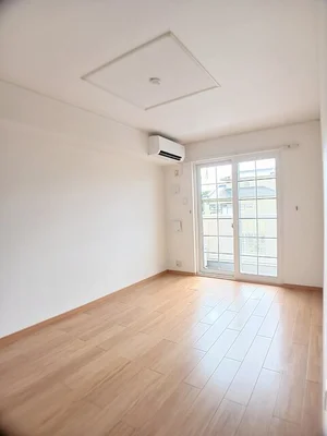 のマンスリーマンション・ウィークリーマンション「レフィナード 105・洋室(No.1232044)」メイン画像