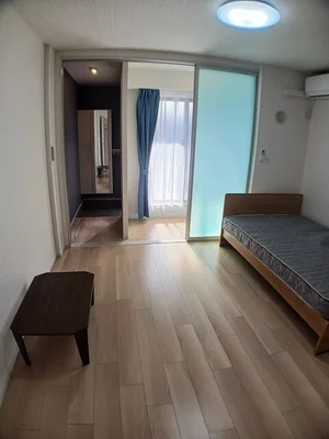 のマンスリーマンション・ウィークリーマンション「ヒカルサ豊橋東田町Ⅱ 105・洋室(No.1232300)」メイン画像