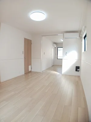 江南市のマンスリーマンション・ウィークリーマンション「アルファード 203・洋室(No.1232408)」メイン画像