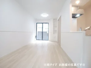 江南市のマンスリーマンション・ウィークリーマンション「アルファード 102・洋室(No.1232412)」メイン画像